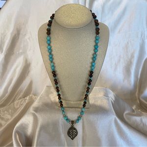 Beaded teal necklace